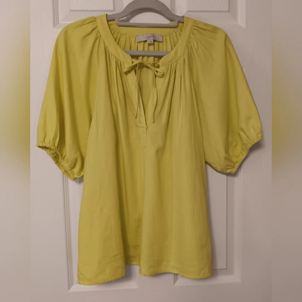 Loft Chartreuse Linen Blend Tie Neck Puff Short Sleeves Peasant Top Blouse‎ M